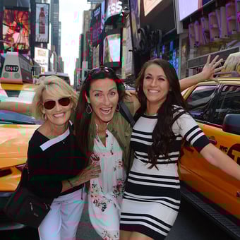 Two Hour Private NYC Tour with Personal Photographer