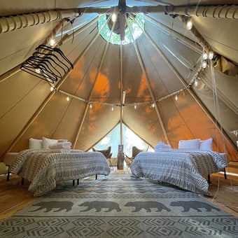 Romantic Overnight Glamping Experience for Two