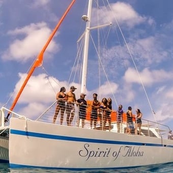 Waikiki Sunset Sail with Bento and Drinks